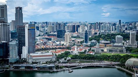 Singapore .